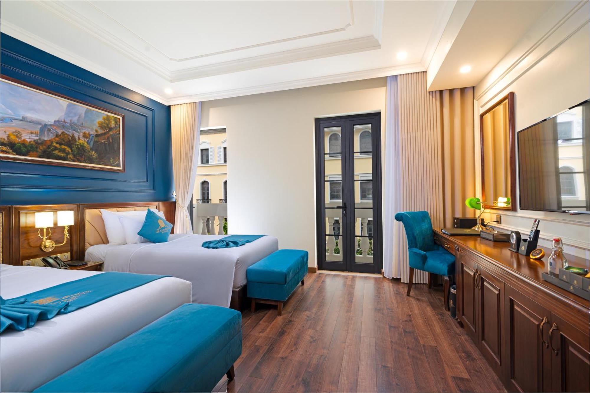 Grand Fleuve Boutique Hotel Ha Long Exterior photo