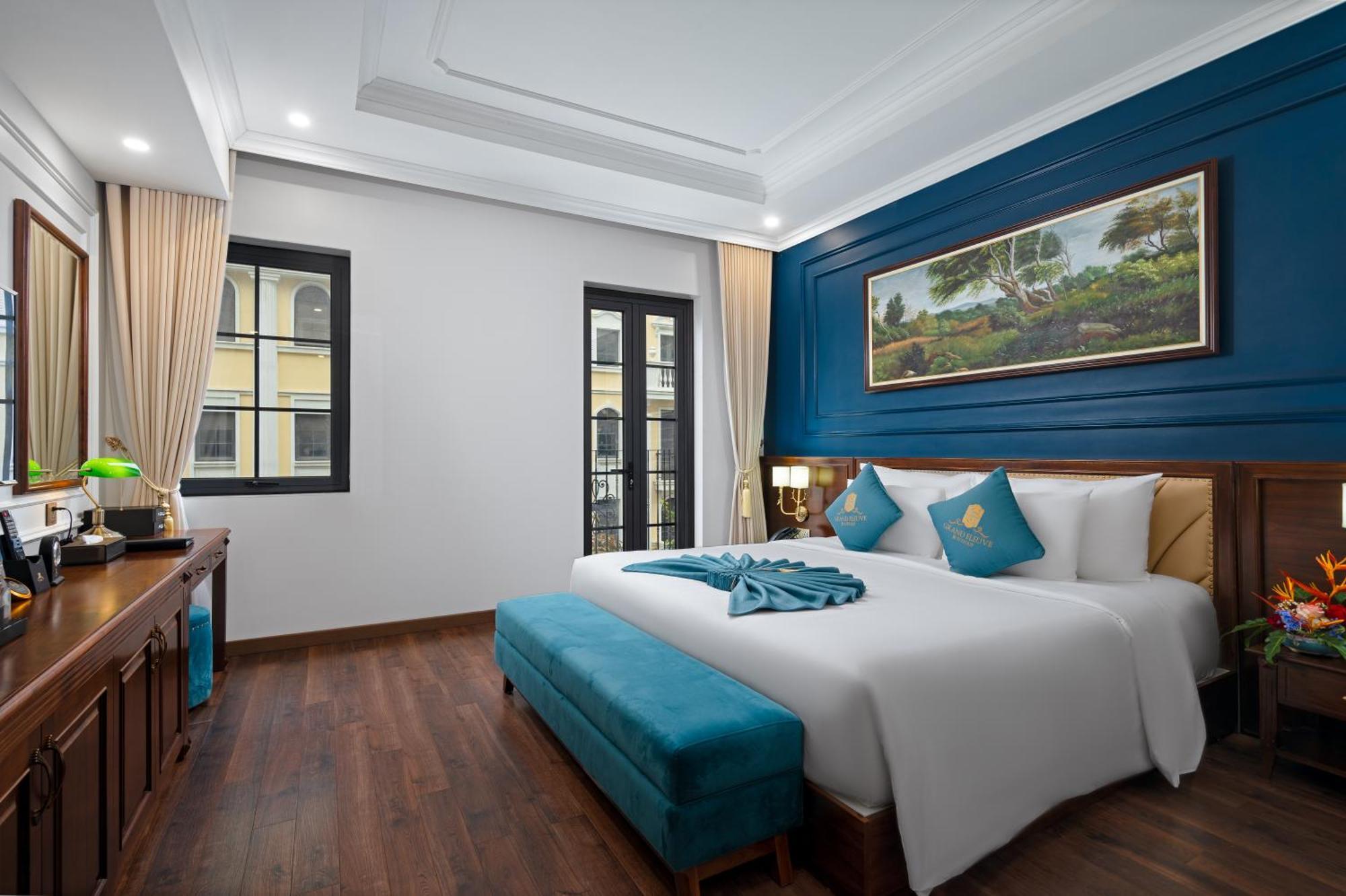 Grand Fleuve Boutique Hotel Ha Long Exterior photo