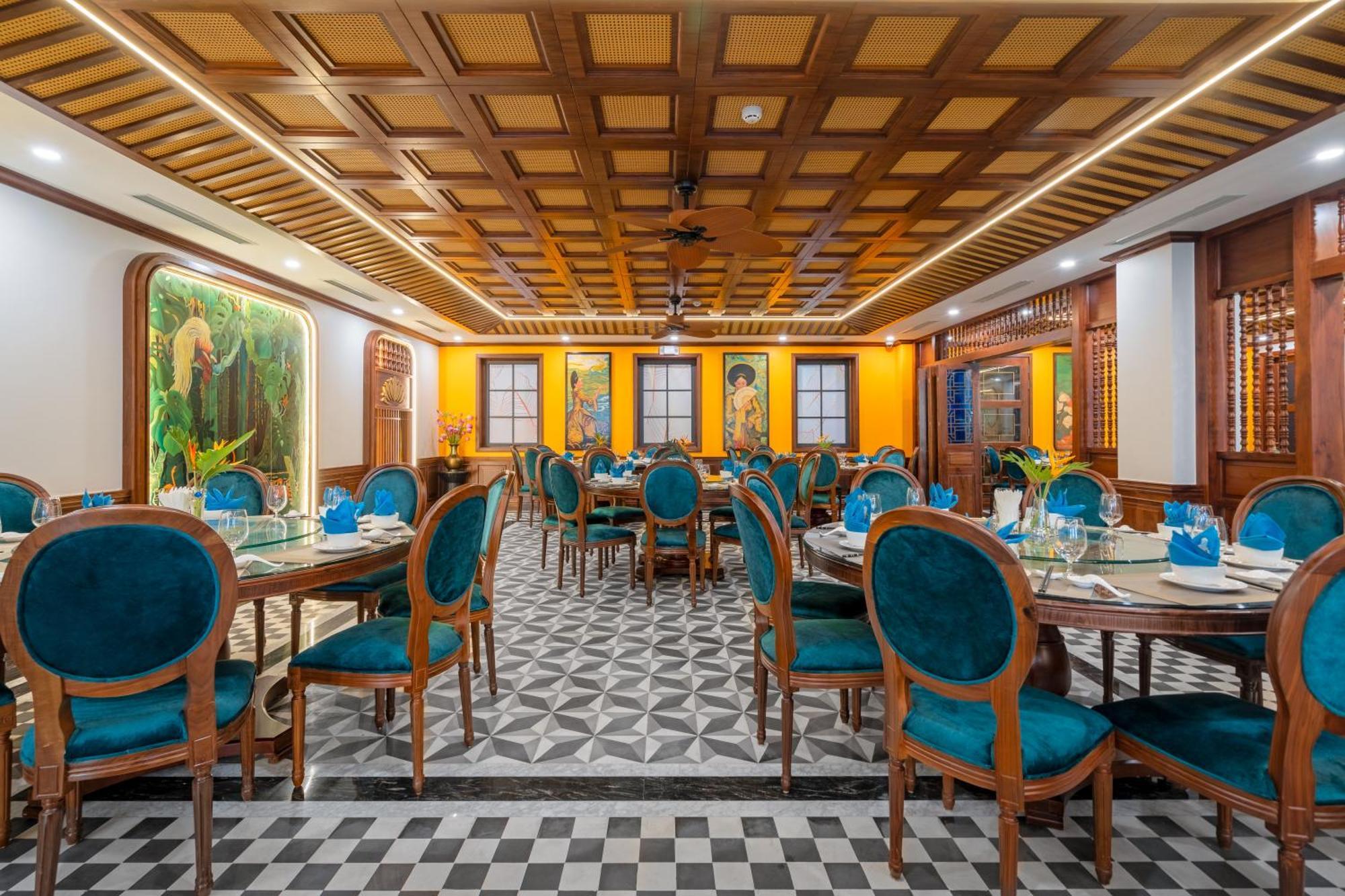 Grand Fleuve Boutique Hotel Ha Long Exterior photo
